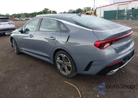 2022 Kia K5 Lxs z USA, uszkodzony, nr VIN 5XXG14J2XNG136385